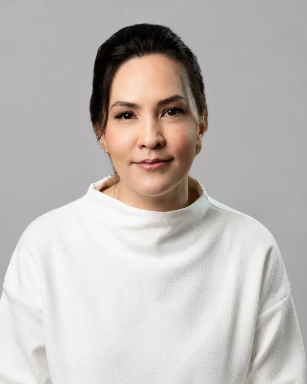 Fabiola Overrath, Fundadora · Squadra